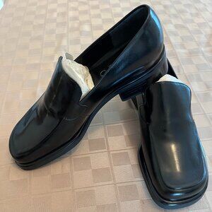 Franco Sarto Bocca Black Loafer - size 6